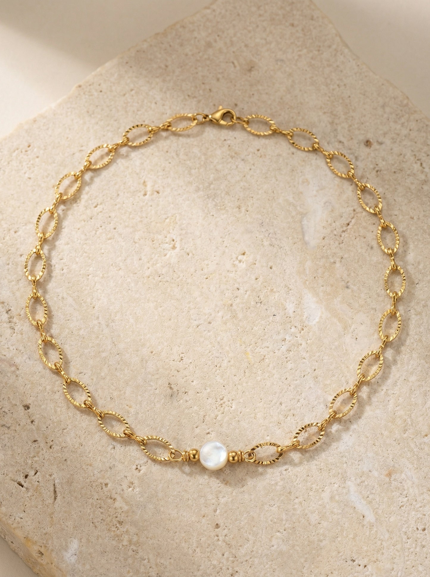 Oria Necklace