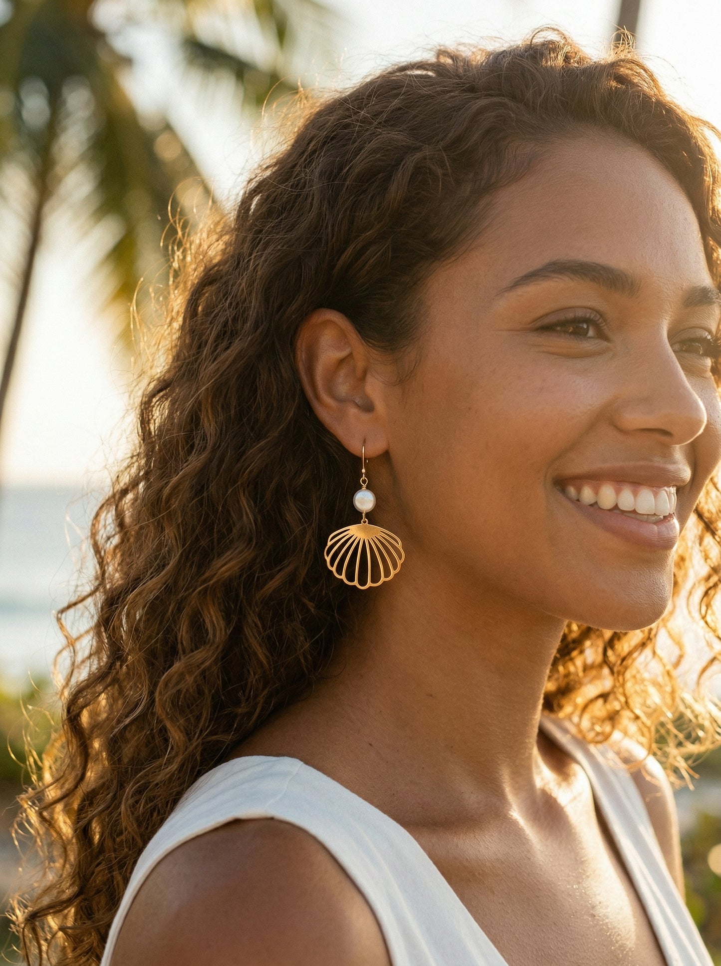 Élina Flat Pearl Earrings