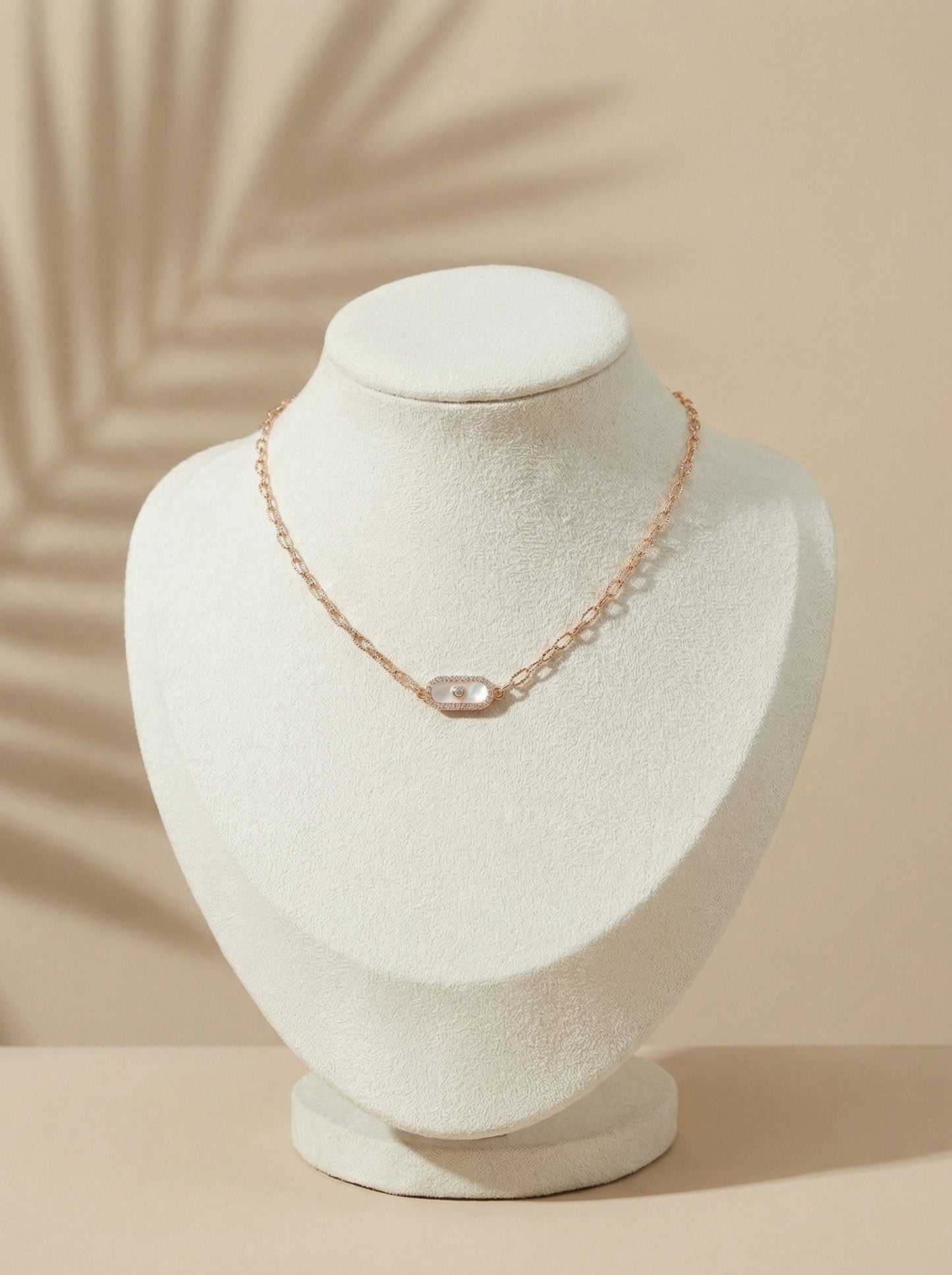Lysia Necklace